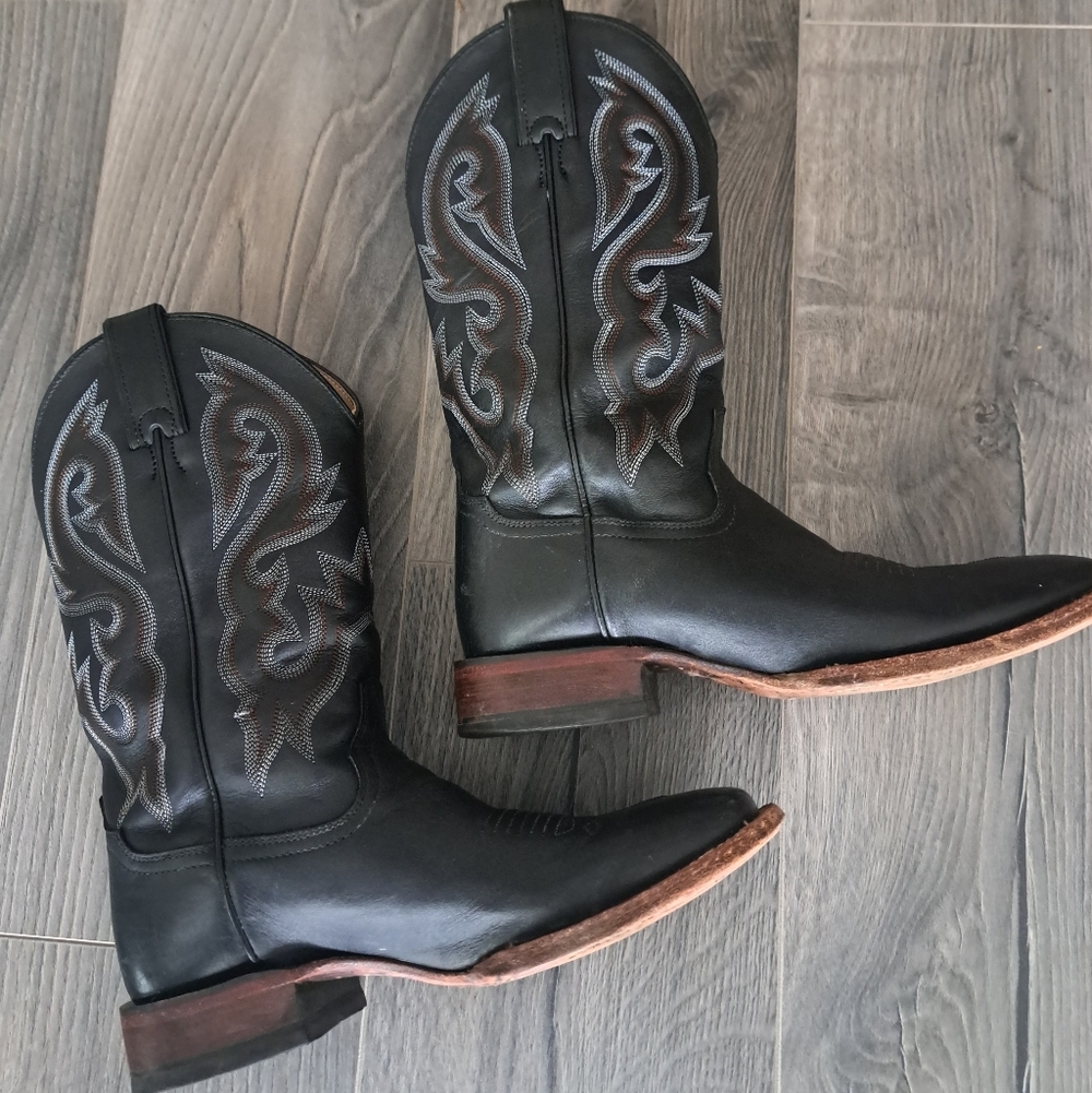 Classic Black Leather Western Cowboy Boots
